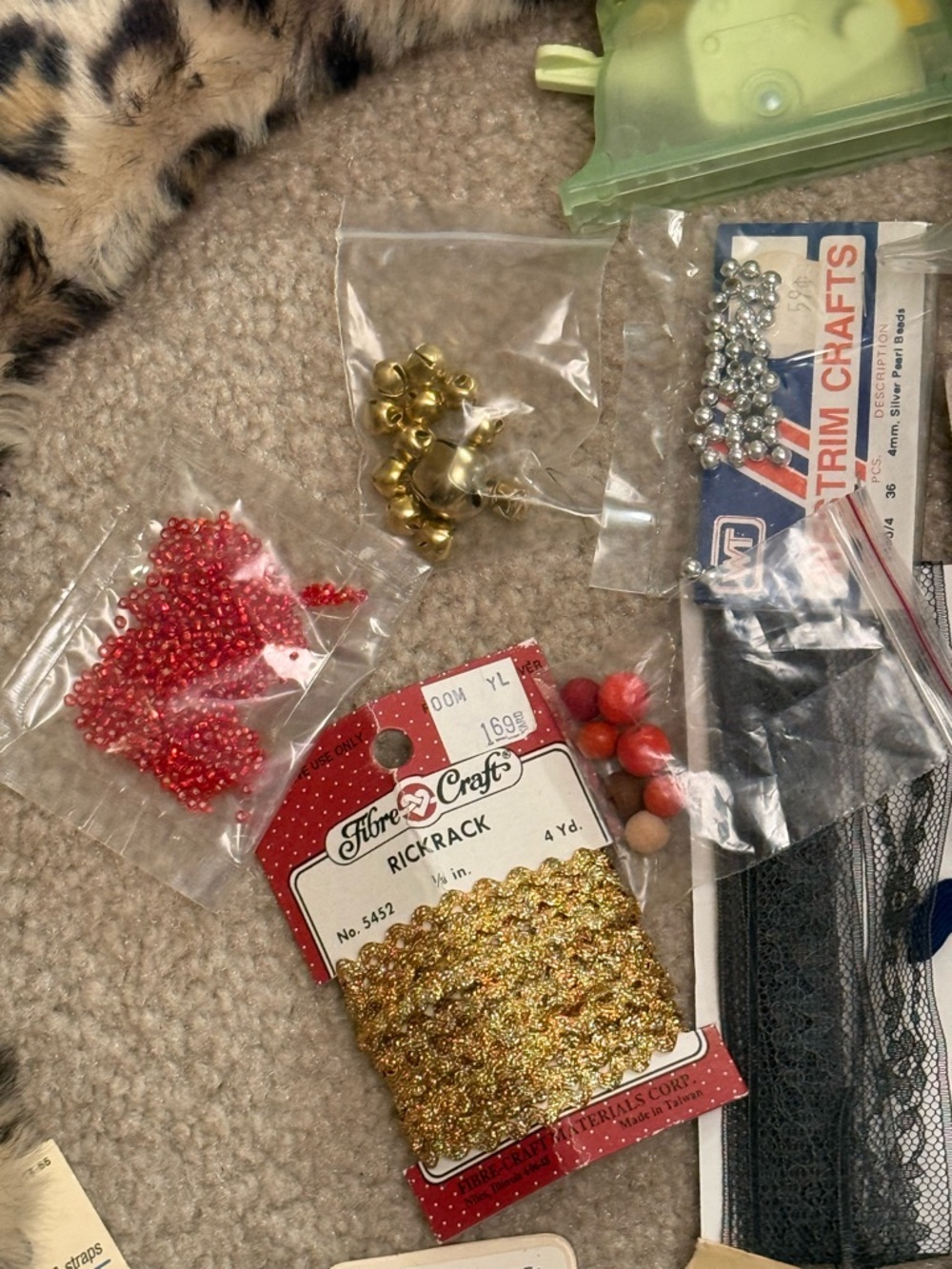 Sewing Accessory Bundle - Picture 4 of 7